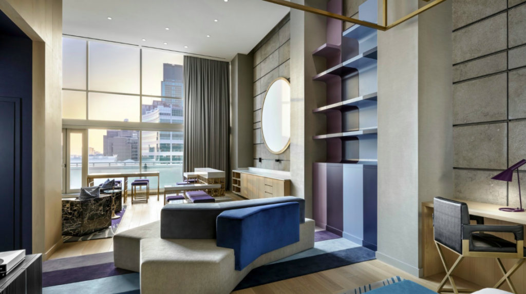 EWOW SUITES, W HOTEL