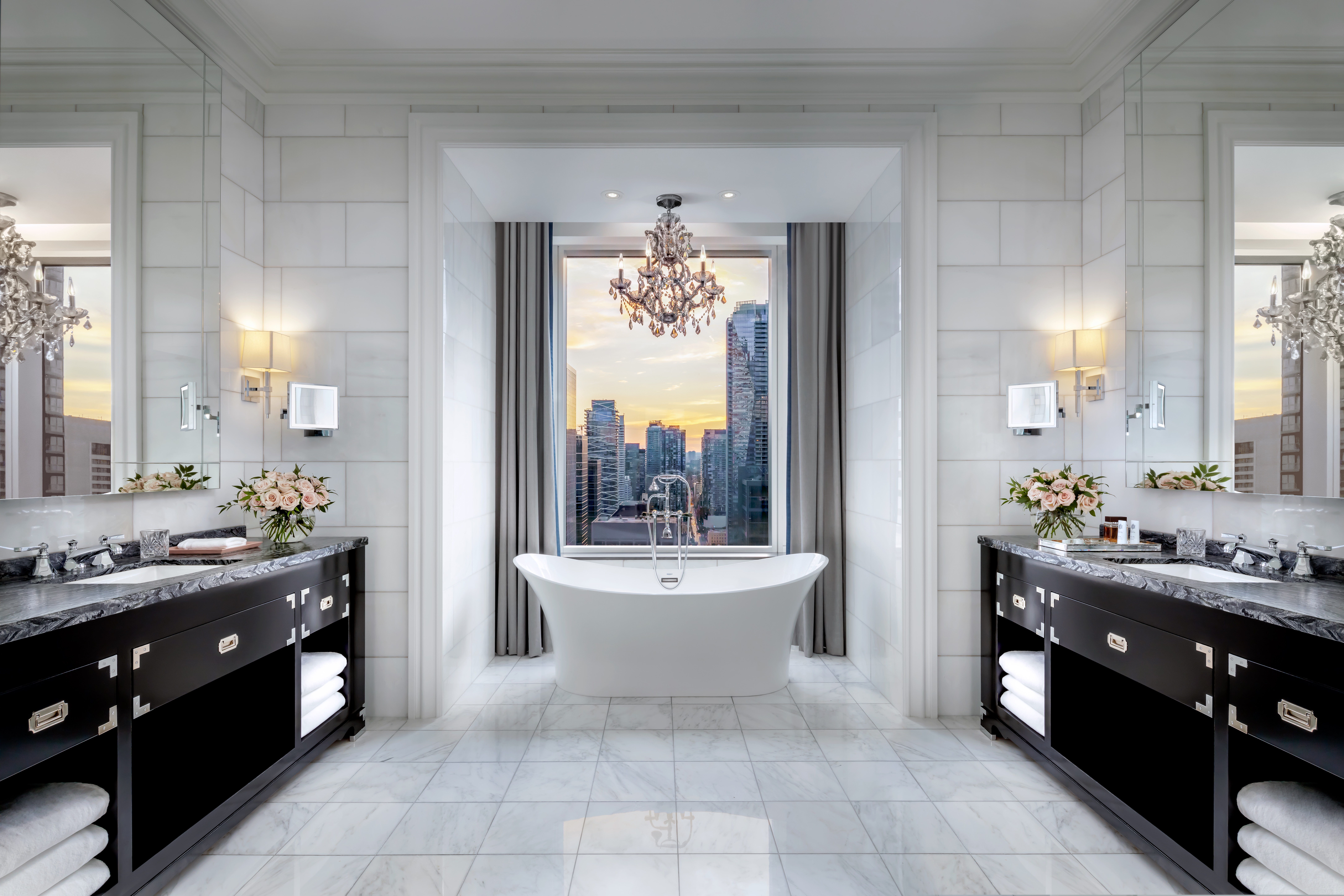 St Regis Hotel Toronto Bath tub view